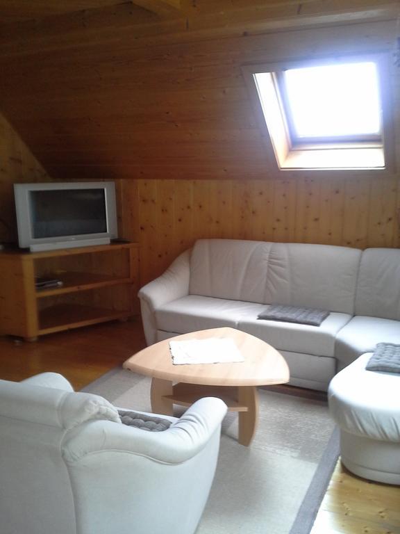 오베르트라운 Haus Fratnik 아파트 외부 사진